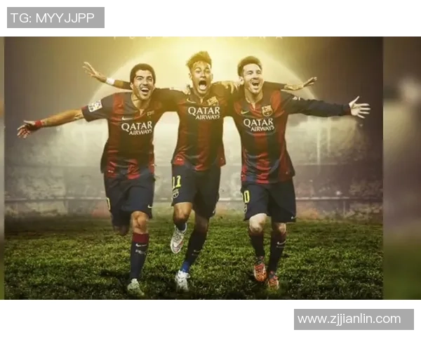 足球三叉戟耀眼锋线组合展现无敌进攻火力与默契配合