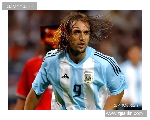 足球传奇逐一离世 球迷心中永远的怀念与悲痛